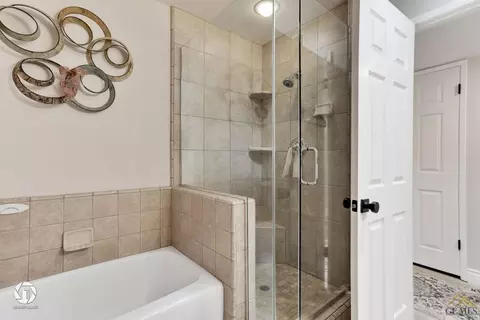 2813 Silver Dr, Bakersfield, CA 93306 photo 31