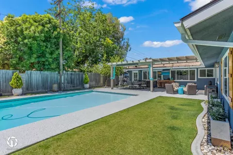 2813 Silver Dr, Bakersfield, CA 93306 photo 50