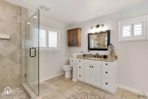 2813 Silver Dr, Bakersfield, CA 93306 photo 43