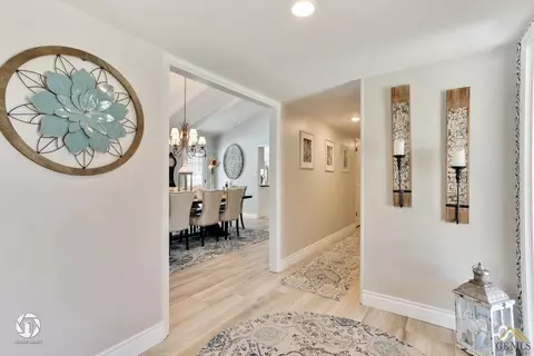 2813 Silver Dr, Bakersfield, CA 93306 photo 13