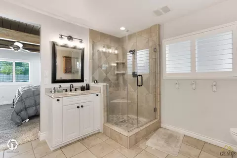 2813 Silver Dr, Bakersfield, CA 93306 photo 44