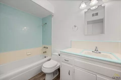 218 E St, Taft, CA 93268 photo 19