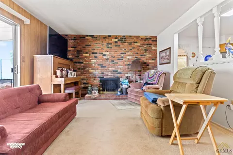 217 Suzanne Ln, Taft, CA 93268 photo 12