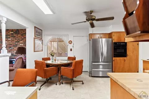 217 Suzanne Ln, Taft, CA 93268 photo 8