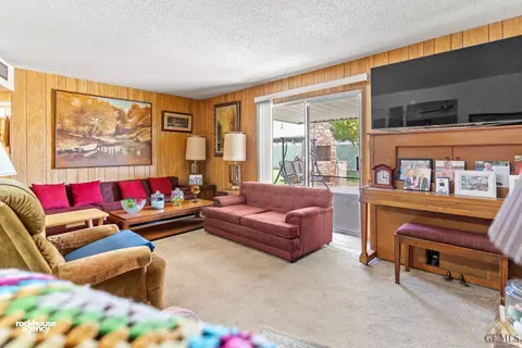 217 Suzanne Ln, Taft, CA 93268 photo 11