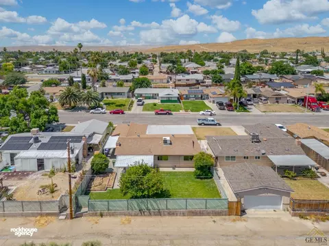 217 Suzanne Ln, Taft, CA 93268 photo 32