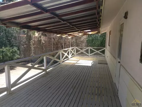 516 Harding Ave, Taft, CA 93268 photo 11