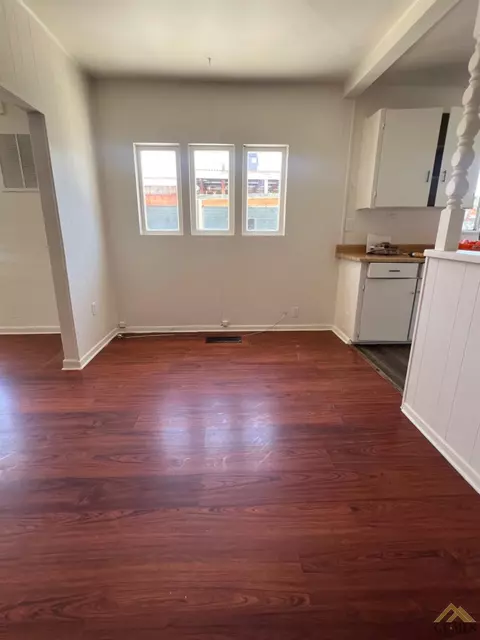 615 Taylor St, Taft, CA 93268 photo 6