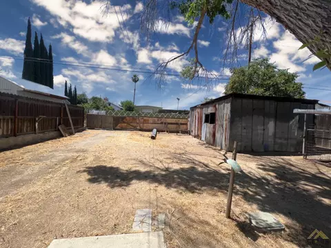 615 Taylor St, Taft, CA 93268 photo 14