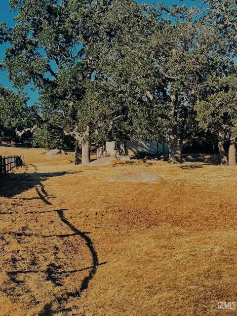 24171 Martingale Way, Tehachapi, CA 93561 photo 38