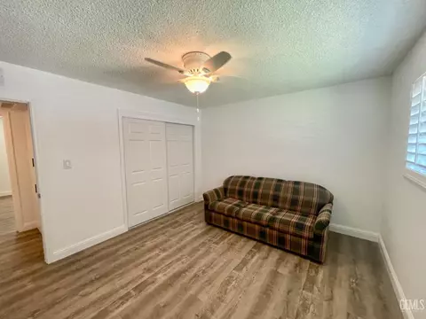 211 E Calvin St, Taft, CA 93268 photo 13