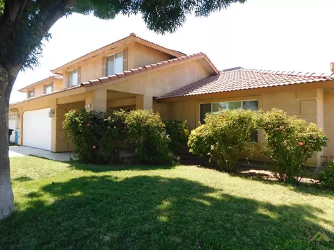 705 Peace St, Arvin, CA 93203 photo 2