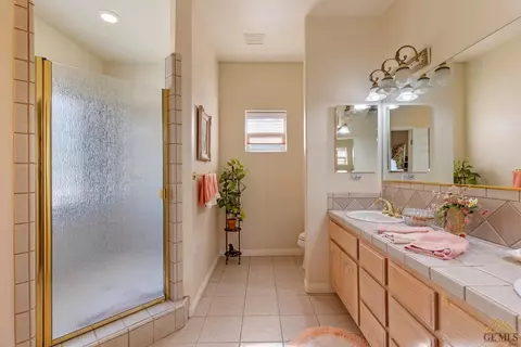 29601 Rollingoak Dr, Tehachapi, CA 93561 photo 9