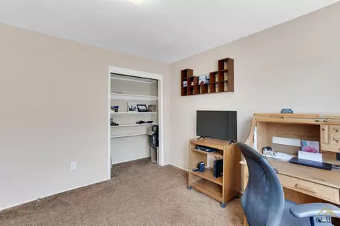 5012 Willow Tree Dr, Bakersfield, CA 93313 photo 27