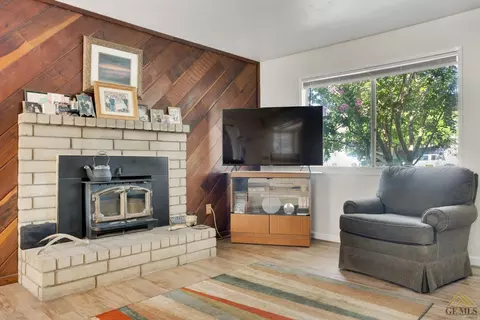 5012 Willow Tree Dr, Bakersfield, CA 93313 photo 7