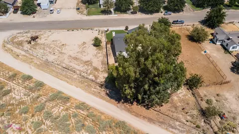 27541 Cypress St, Taft, CA 93268 photo 10