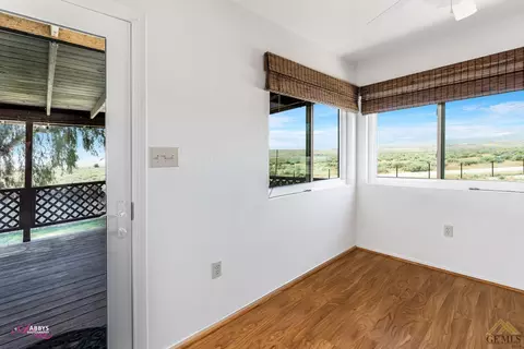 27541 Cypress St, Taft, CA 93268 photo 27