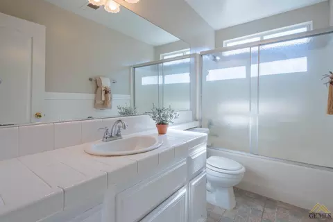 8601 Winlock St, Bakersfield, CA 93312 photo 19