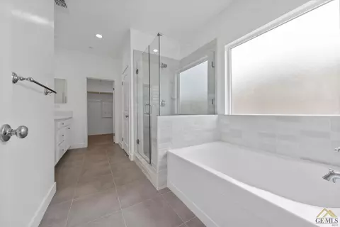 12142 Pendulum Dr, Bakersfield, CA 93306 photo 18