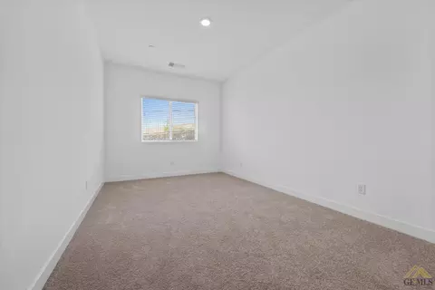 12142 Pendulum Dr, Bakersfield, CA 93306 photo 22