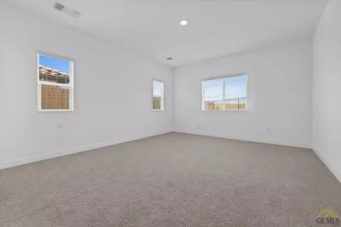 12142 Pendulum Dr, Bakersfield, CA 93306 photo 16