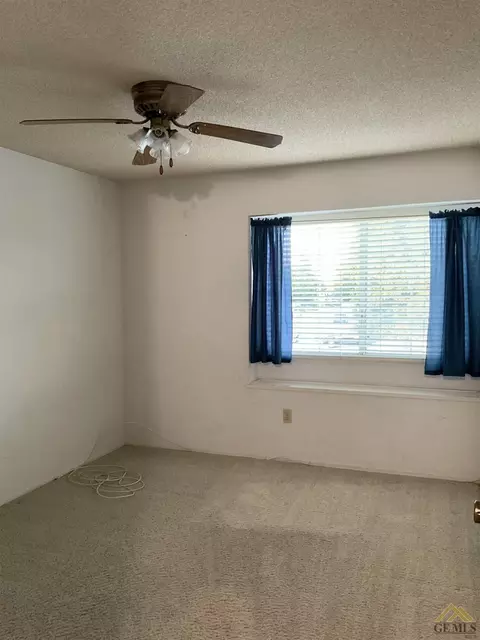 6701 Leisure St, Bakersfield, CA 93313 photo 14