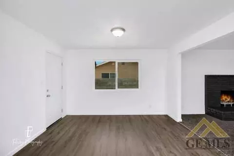 1916 Poso Dr, Wasco, CA 93280 photo 12