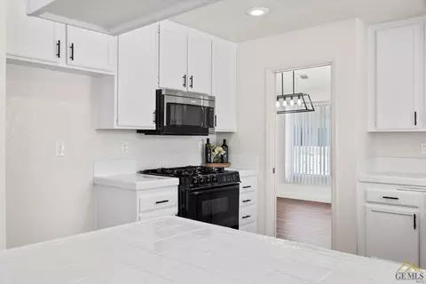 42272 59th St, Lancaster, CA 93536 photo 17