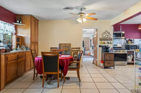 7627 Vera Ave, Bakersfield, CA 93307 photo 9