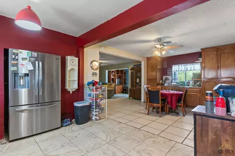 7627 Vera Ave, Bakersfield, CA 93307 photo 6