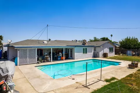 7627 Vera Ave, Bakersfield, CA 93307 photo 24