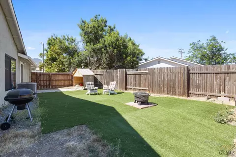 121 Chaparrel St, Tehachapi, CA 93561 photo 13