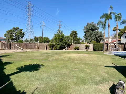 4304 Spaulding Ct, Bakersfield, CA 93313 photo 16