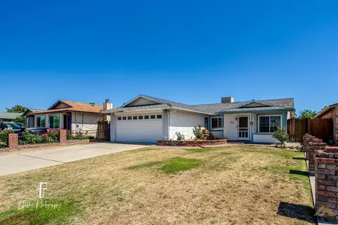 2125 4th St, Wasco, CA 93280 photo 1