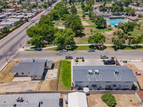 1444 Poso Dr, Wasco, CA 93280 photo 2