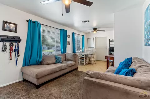 332 Elm St, Shafter, CA 93263 photo 7