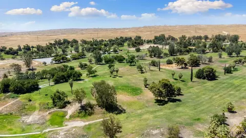 10620 Titanium Ave, Taft, CA 93268 photo 14