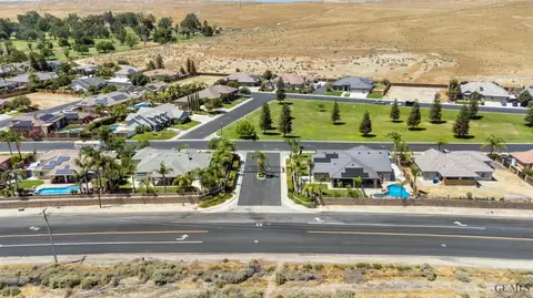 10620 Titanium Ave, Taft, CA 93268 photo 9