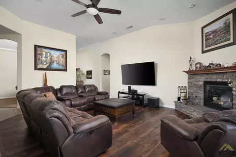 10620 Titanium Ave, Taft, CA 93268 photo 19