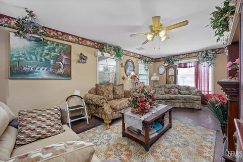 811 Buchanan St, Taft, CA 93268 photo 9