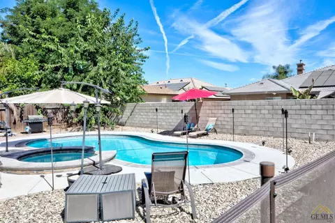 762 Pheasant Run Dr, Shafter, CA 93263 photo 19