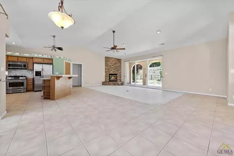 29900 Sunland Way, Tehachapi, CA 93561 photo 19
