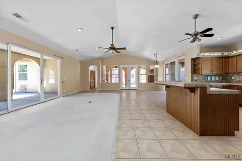 29900 Sunland Way, Tehachapi, CA 93561 photo 18