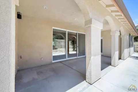 29900 Sunland Way, Tehachapi, CA 93561 photo 10