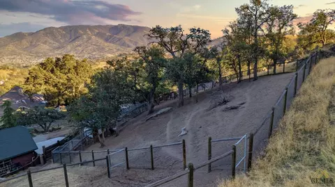 29521 Buckeye Ct, Tehachapi, CA 93561 photo 56