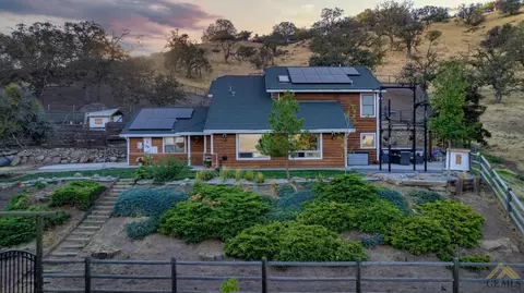 29521 Buckeye Ct, Tehachapi, CA 93561 photo 5