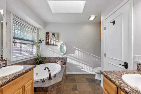 29521 Buckeye Ct, Tehachapi, CA 93561 photo 40