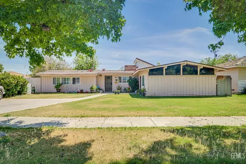 910 Cedar Ave, Wasco, CA 93280 photo 1