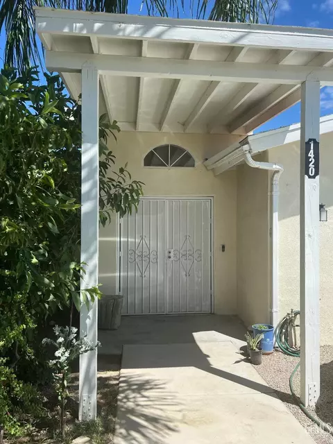 1420 Ralston St, Bakersfield, CA 93307