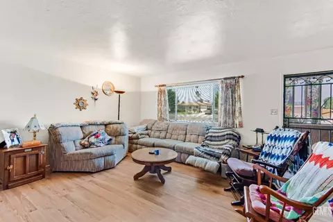 918 2nd St, Taft, CA 93268 photo 28